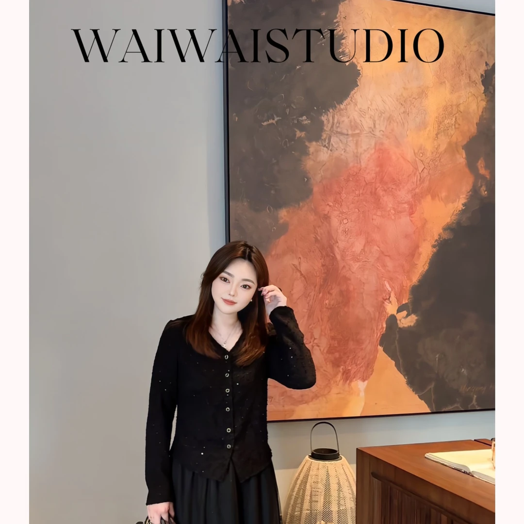 【晚霞】新款显瘦收腰闪片精致针织开衫 24A214