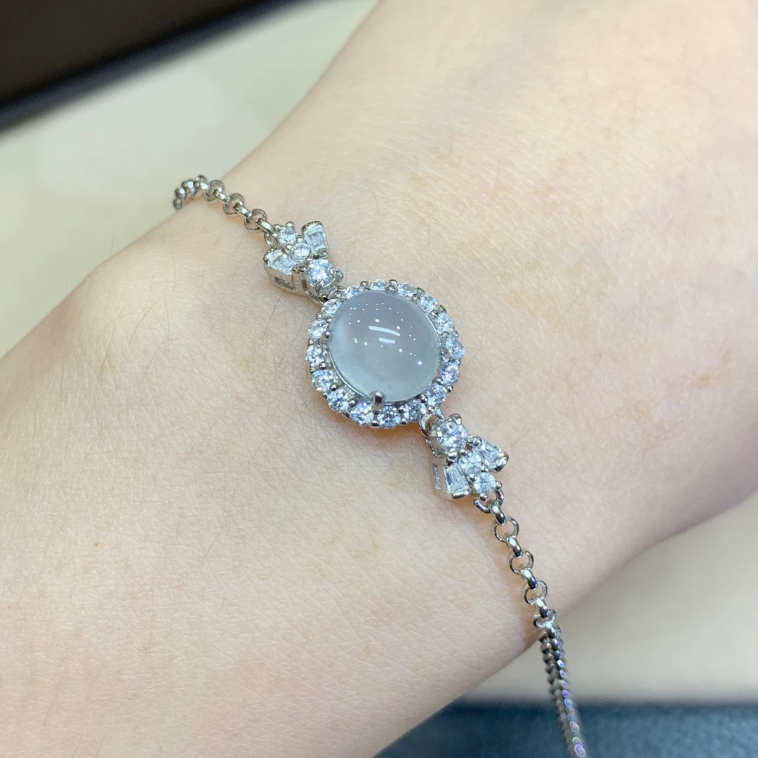 诚银天下（SM-25-1）蛋面手链-s925银镶翡翠首饰多样性发其一