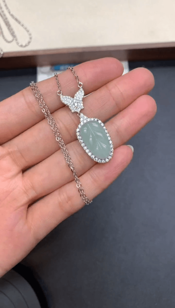 【闪购商品】翡翠颈饰银S925镶嵌叶子【无服务费】