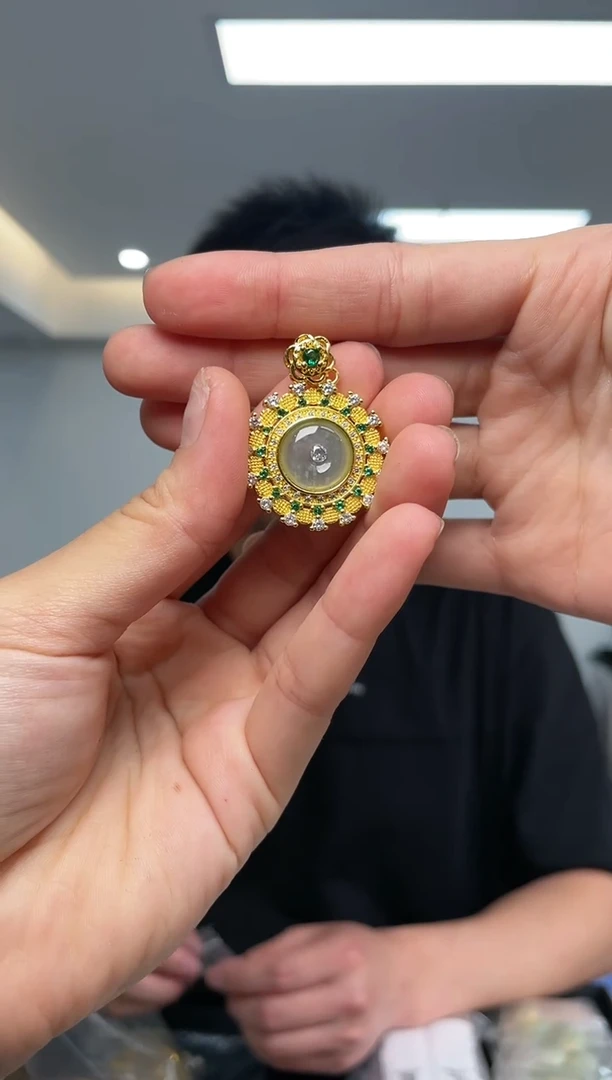 【闪购商品】翡翠颈饰未镶嵌多样性单个发货