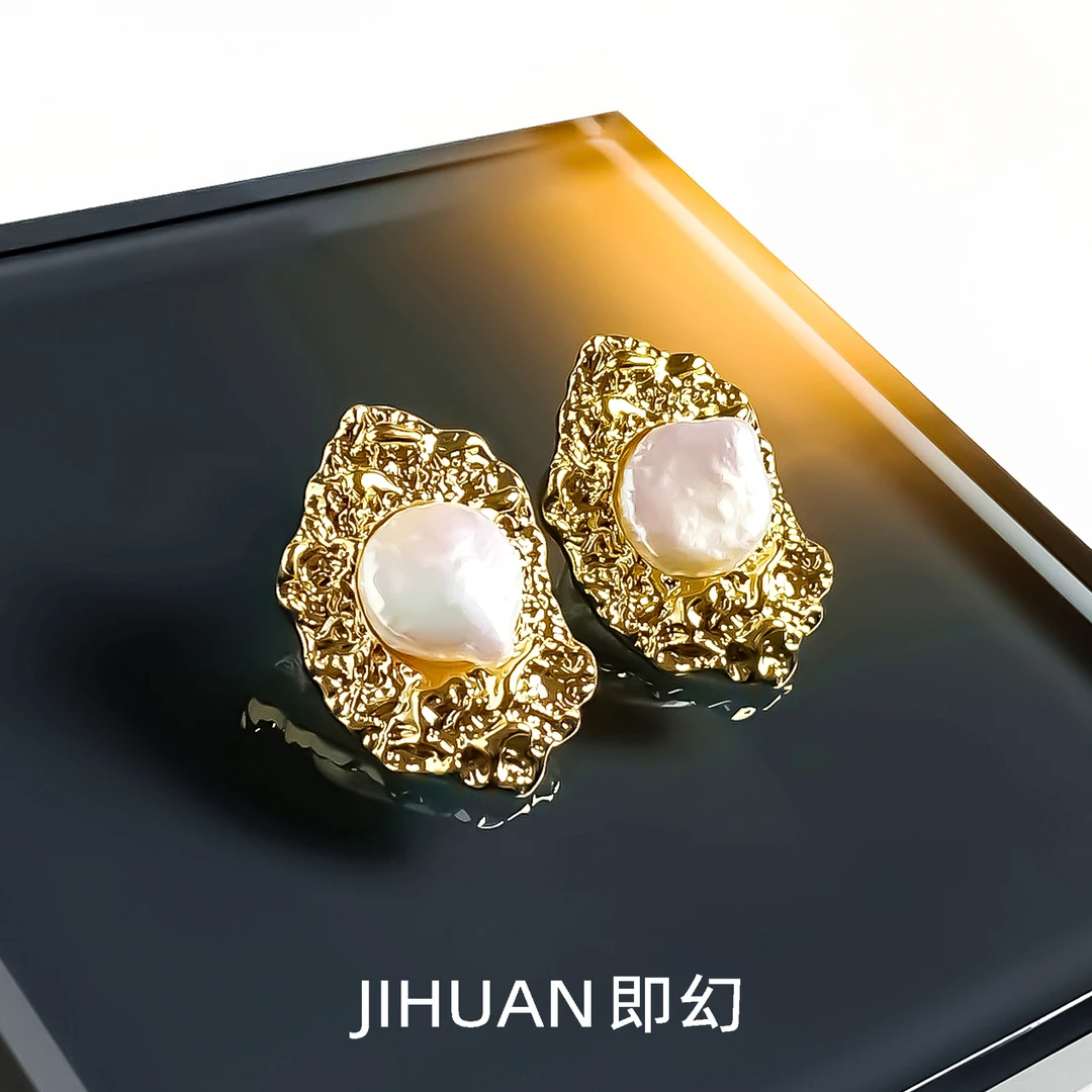 即幻 铜合金耳饰 欧美巴洛克珠珠耳钉 经典简约时尚耳环 WD-8509