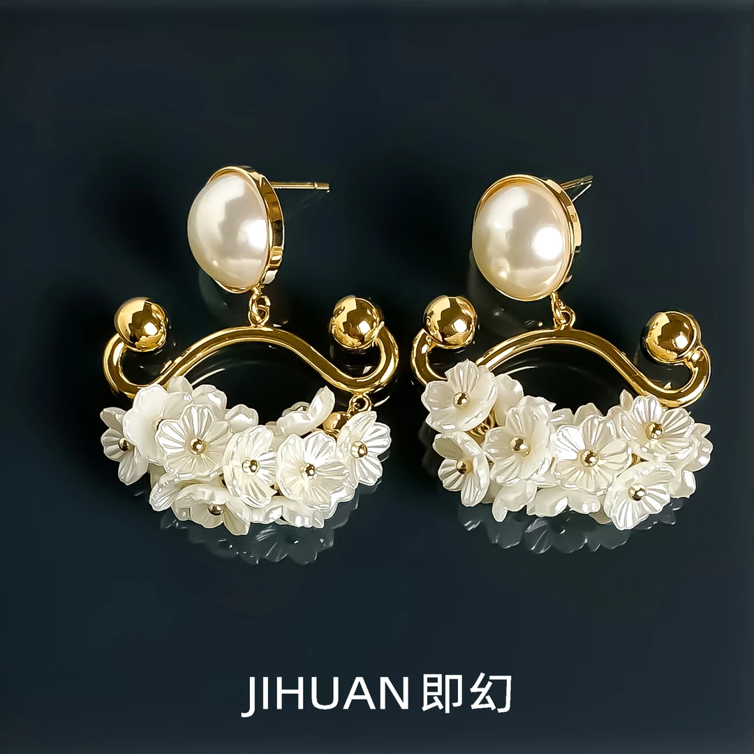 即幻 铜合金耳饰 欧美金色复古轻奢时尚气质百搭白珠耳环S-8306