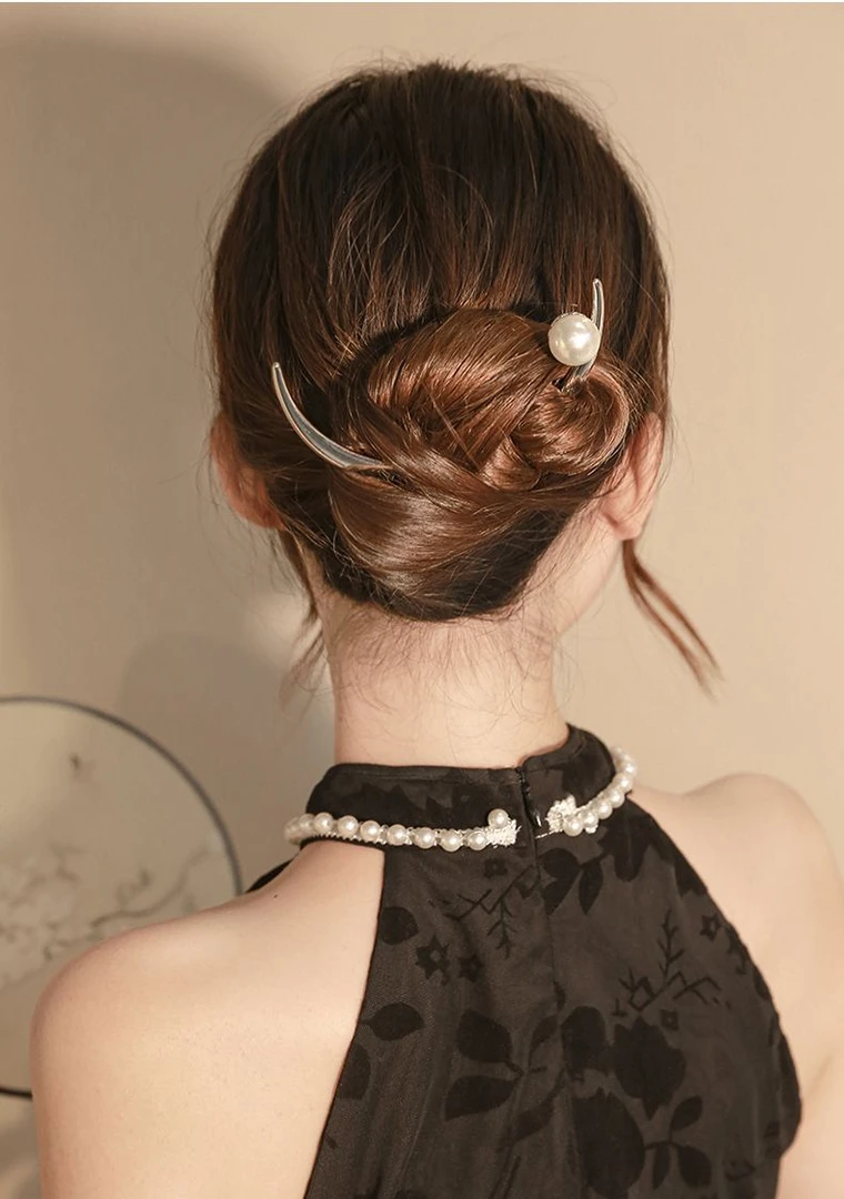 2023新款古风半月挽发簪子金属保色电镀发钗丸子头盘发仿珍珠头饰