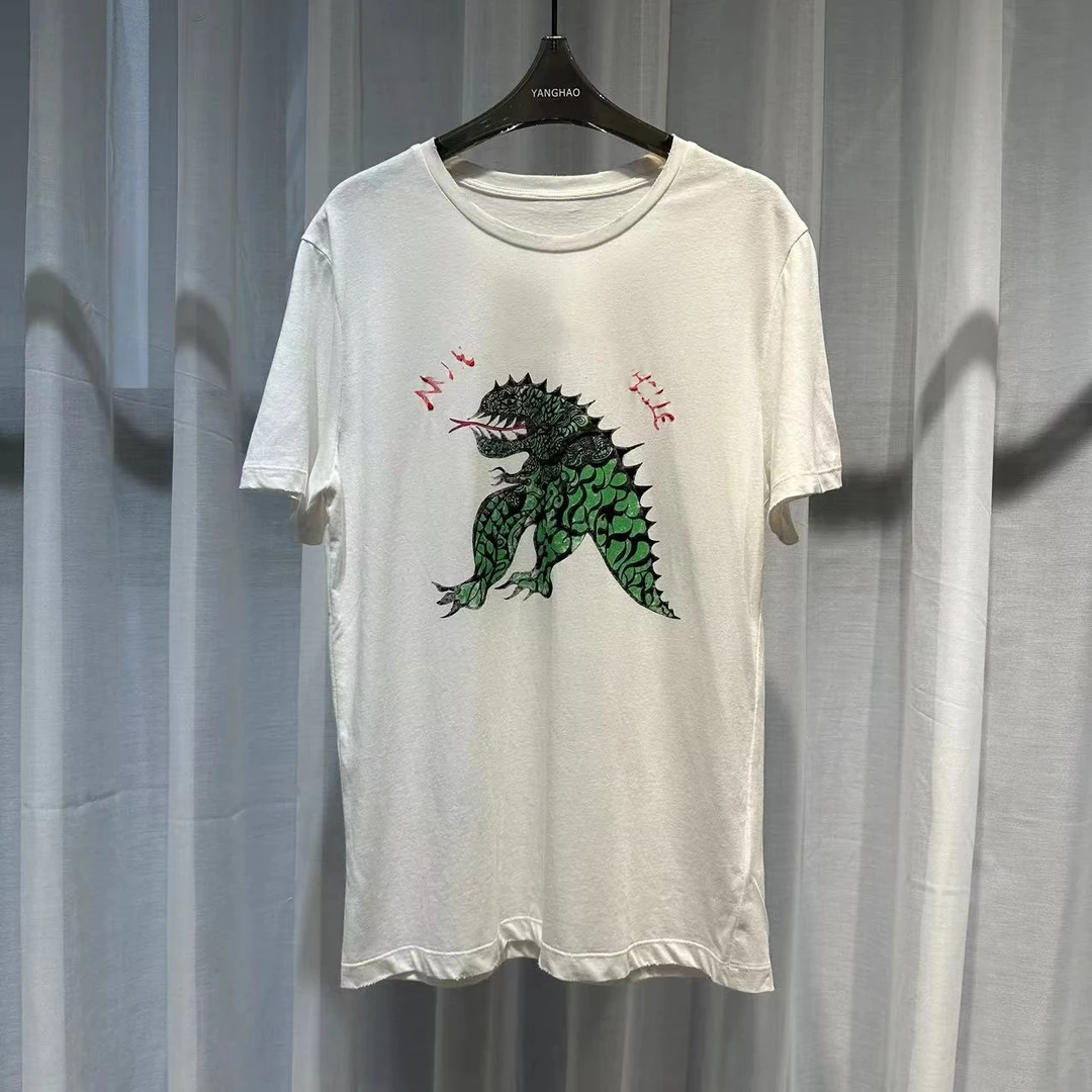 白色时尚字母恐龙短袖T恤