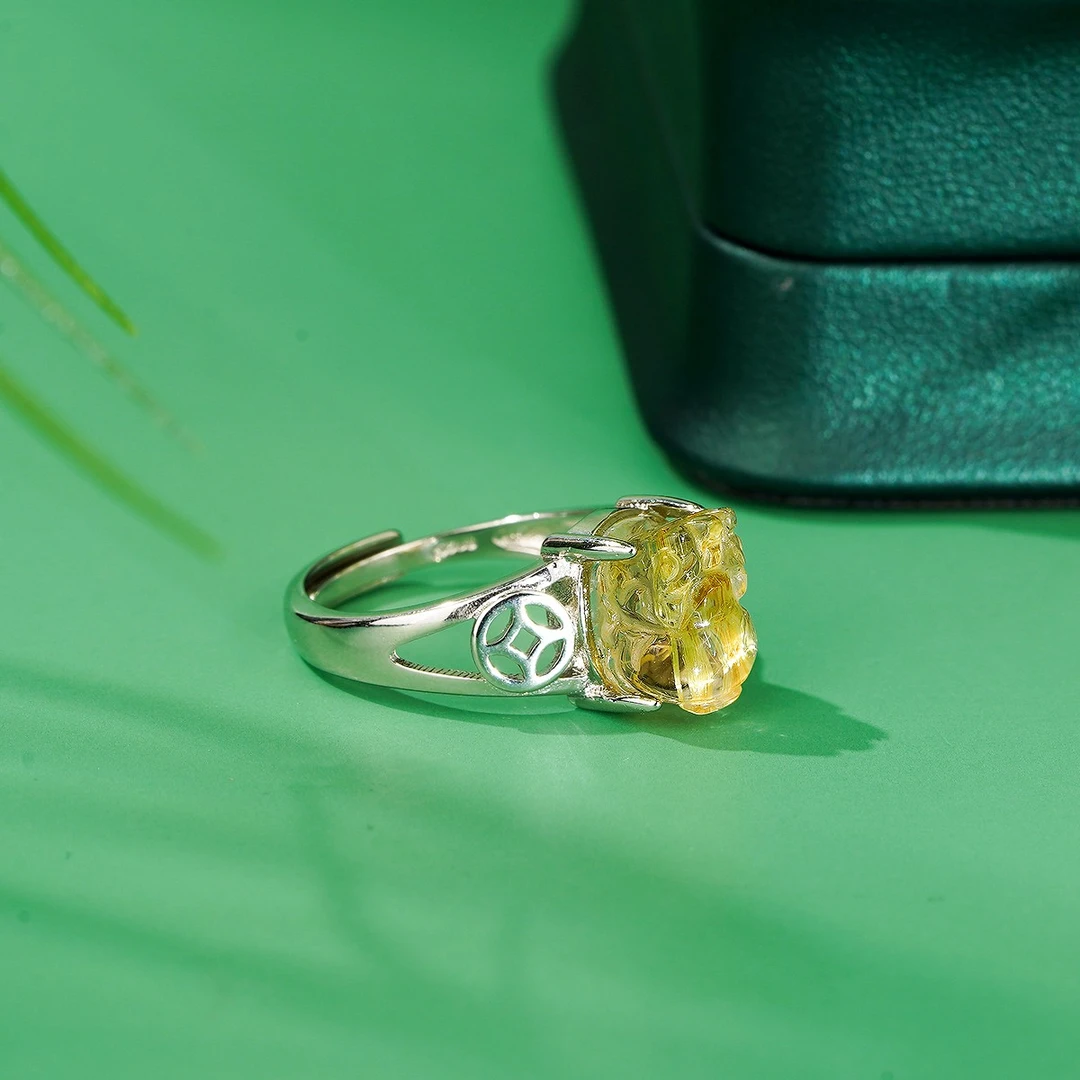 （福缘）巴西钛晶貔貅戒指-手工水晶雕刻S925银镶嵌时尚气质百搭