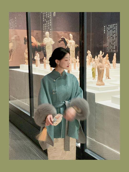 表象抒情诗重磅全羊毛狐狸毛领古典色斗篷双面呢子大衣女装冬新款