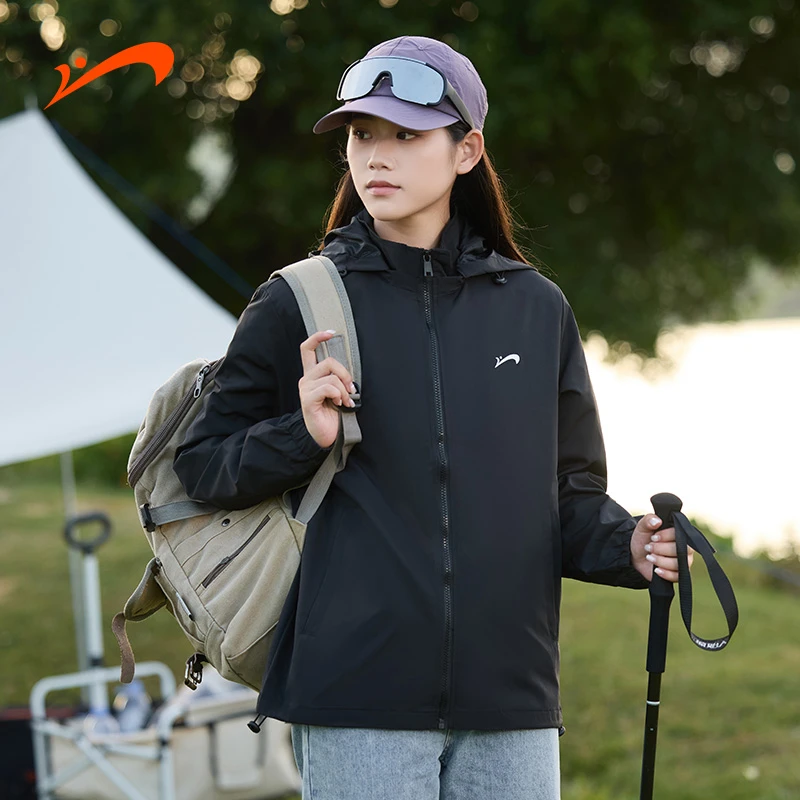 贵人鸟2025春季新款情侣户外防风防水连帽茄克登山钓鱼服夹克