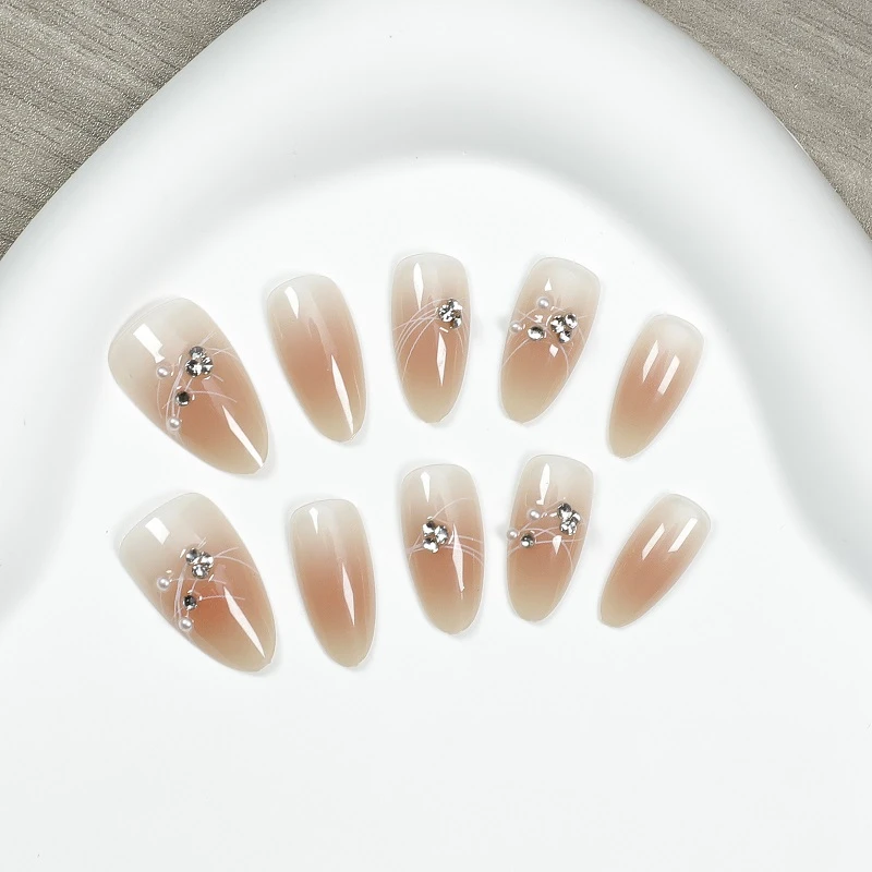 663中长纯欲风腮红线条碎钻穿戴美甲新款温柔显白气质指甲贴片