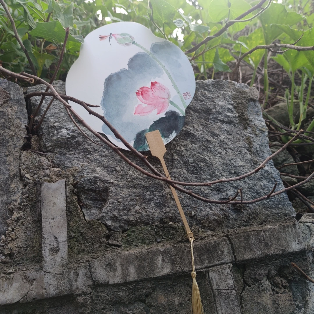 原创手绘写意荷花人间清醒团扇尺寸22.5*41国风国潮收藏汉服拍照