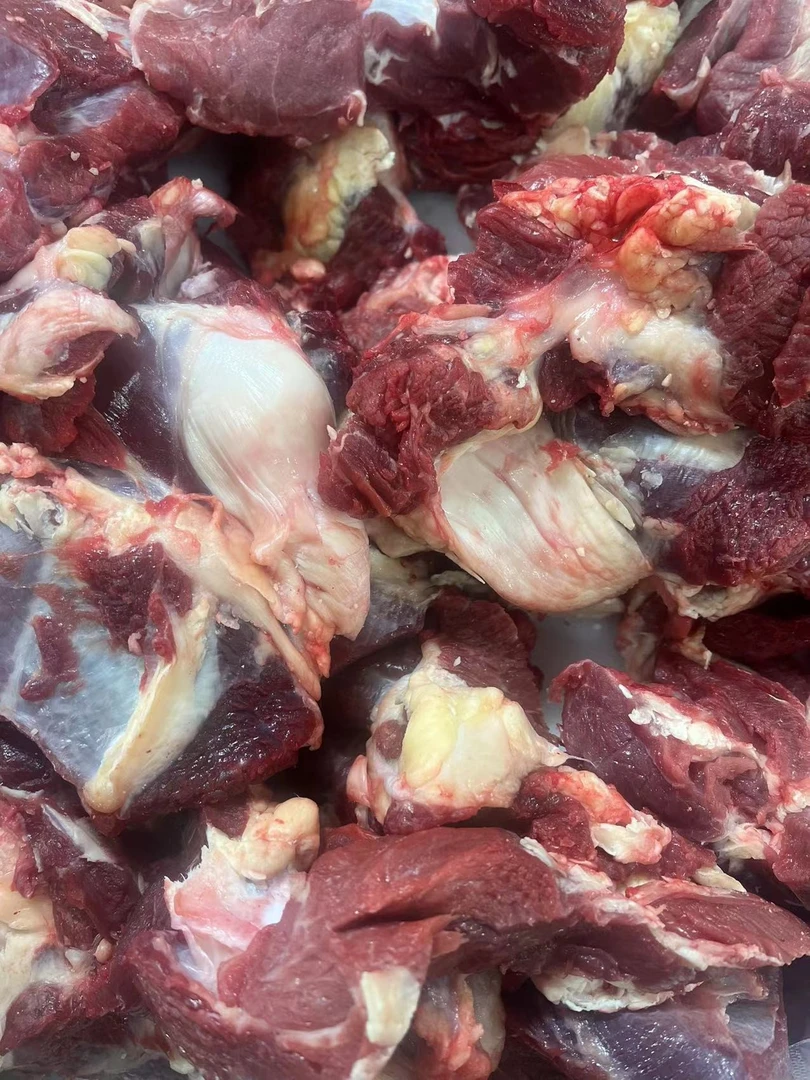 【小碎肉】4斤 有筋膜有油带牦牛毛 青藏带骨牦牛