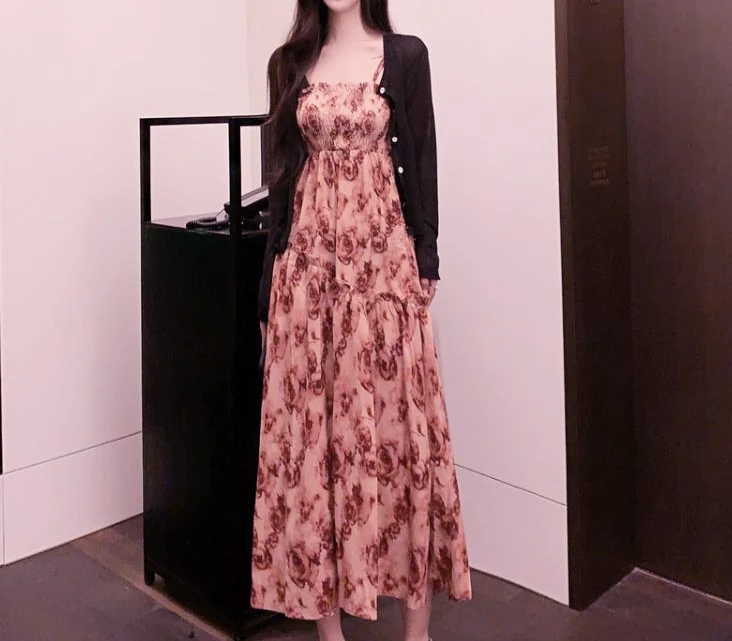 吊带长裙夏季新款复古气质收腰显瘦碎花女装连衣裙..