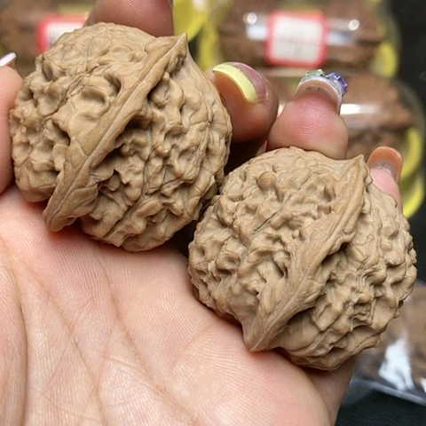 文玩核桃吊坠39红豆算