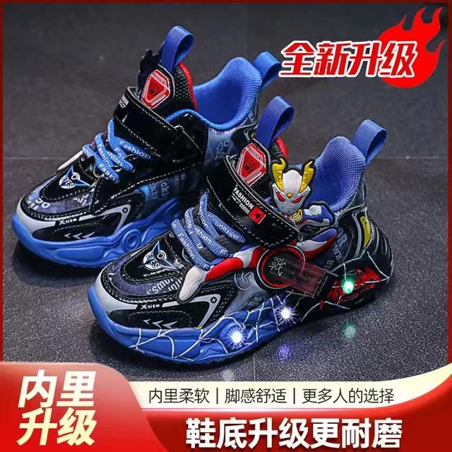 男孩发光儿童鞋学生中大童夜光带灯步鞋防滑男童透气防滑皮面