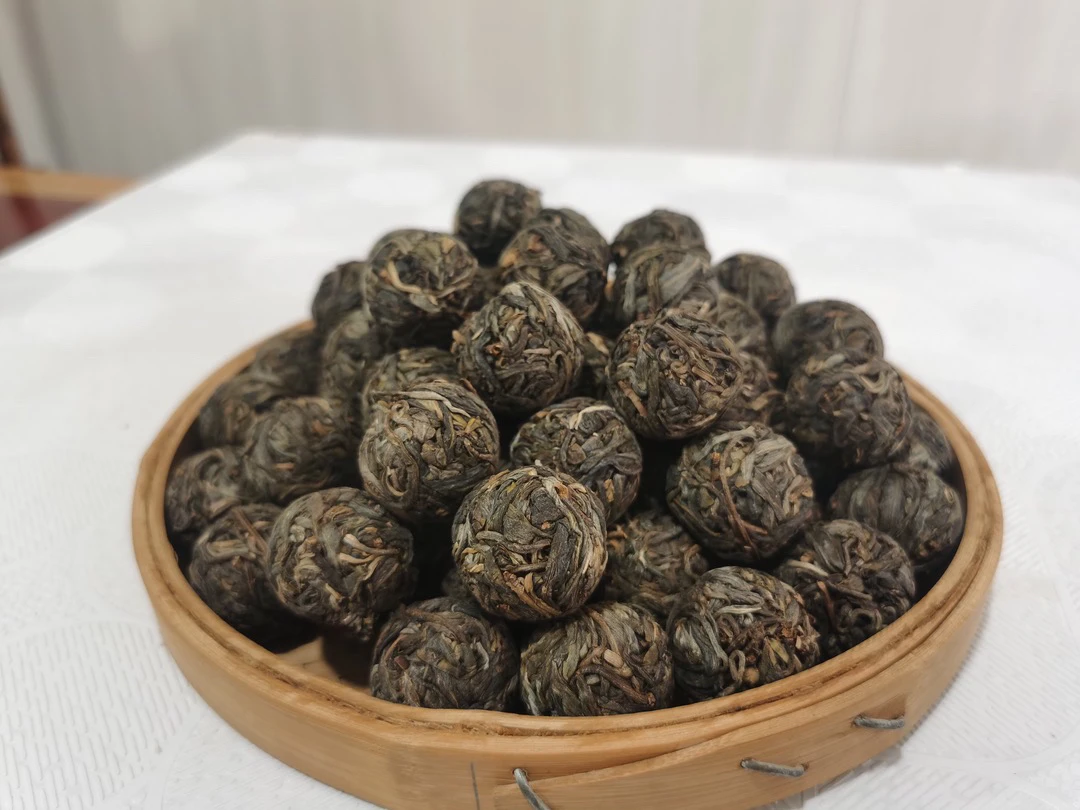 冰岛老寨26号9号箱子有2盒大高货