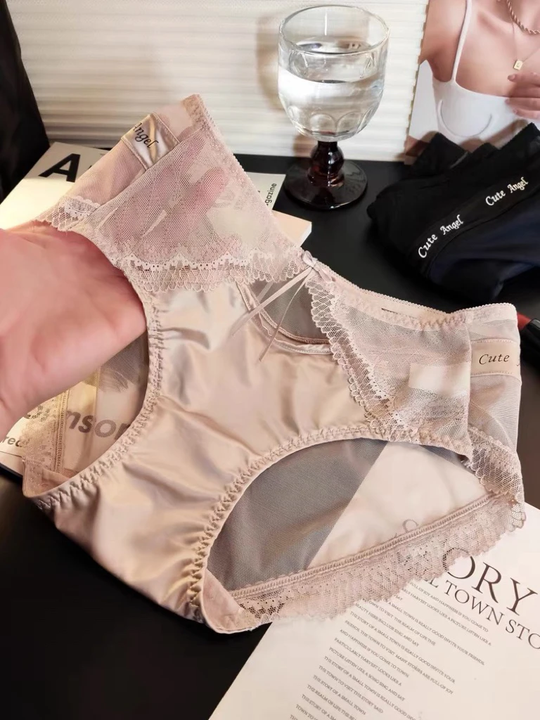 8590【4条装】中低腰轻薄个性感舒适透气经典女款夏季蕾丝短裤内裤