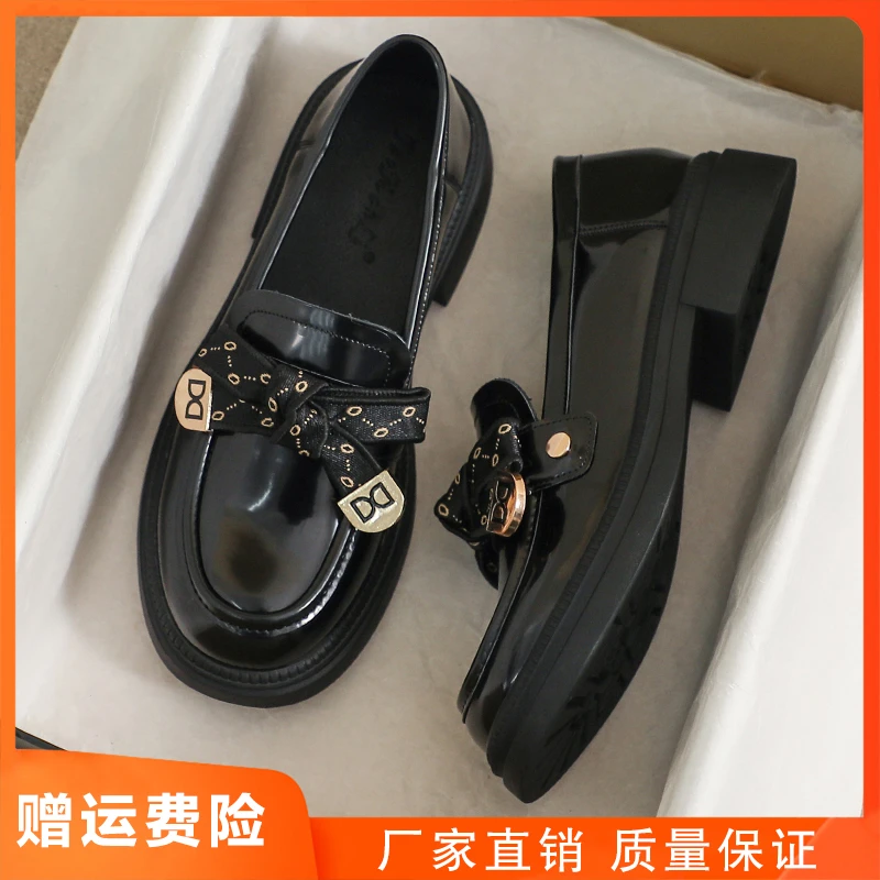 小皮鞋女2025新款春秋英伦风黑色大码41真皮平底豆豆软底43乐福鞋