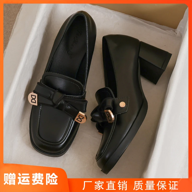 小皮鞋女2025新款春秋季英伦风黑色高跟真皮工作33软底34码乐福鞋