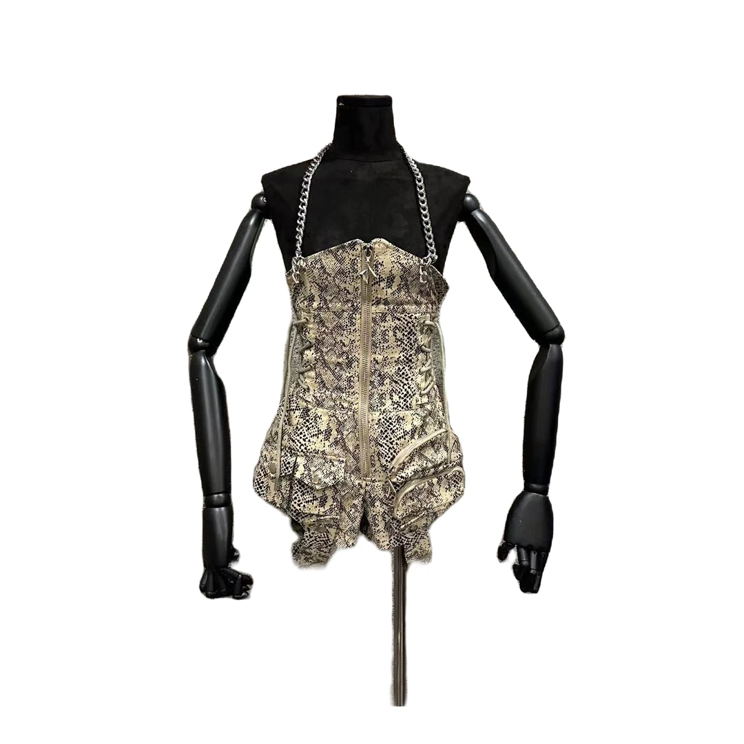 Coew July原创设计 咖色蛇纹两穿高腰短裤050