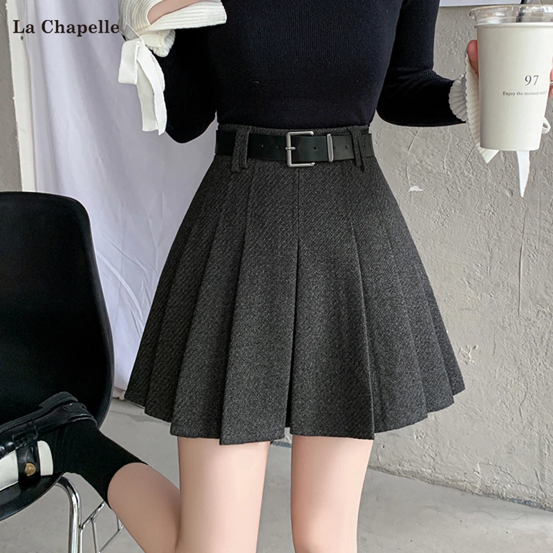 拉夏贝尔毛呢短裙裤女2024冬新款a字短裤裙高腰防走光百褶半裙女