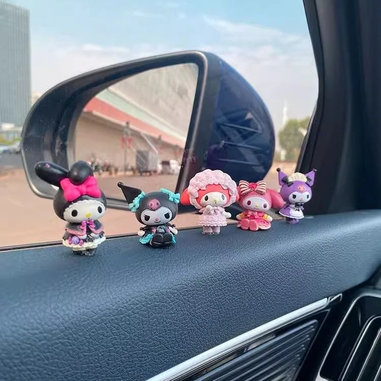 库洛米车载可爱卡通汽车摆件车内饰品中控台屏幕装饰萌趣解压挂件