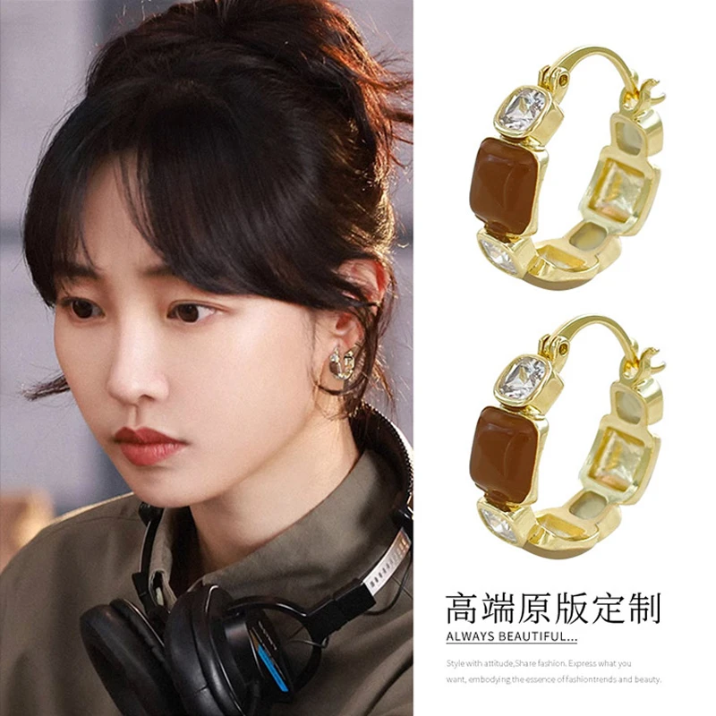 铜合金耳饰 白百何同款咖色耳环圈圈女秋冬美拉德小众设计感耳扣