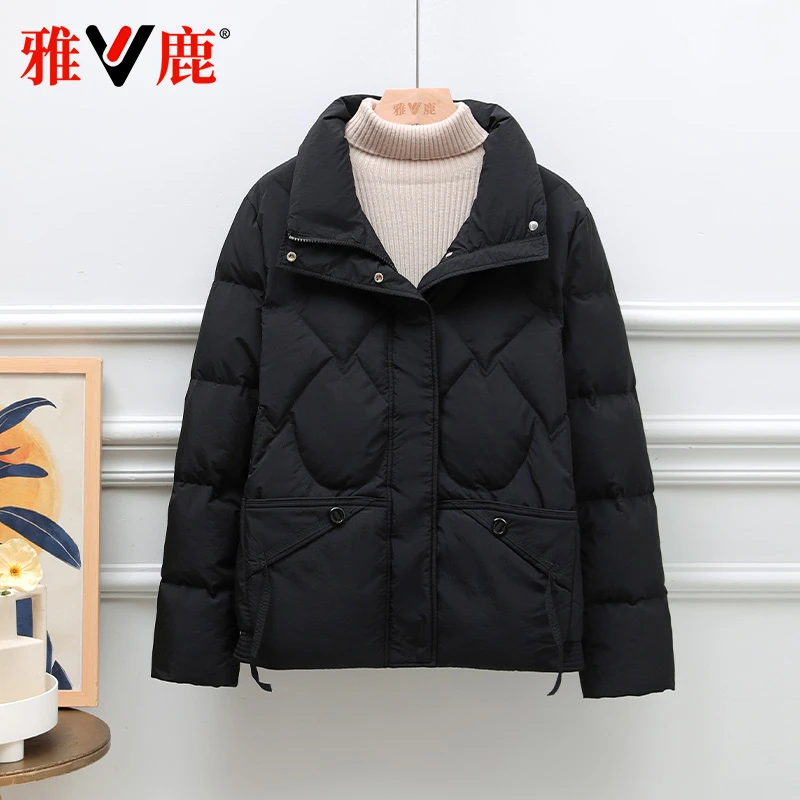 雅鹿2025新款羽绒服女时尚百搭休闲大码短款保暖秋冬立领冬季羽绒