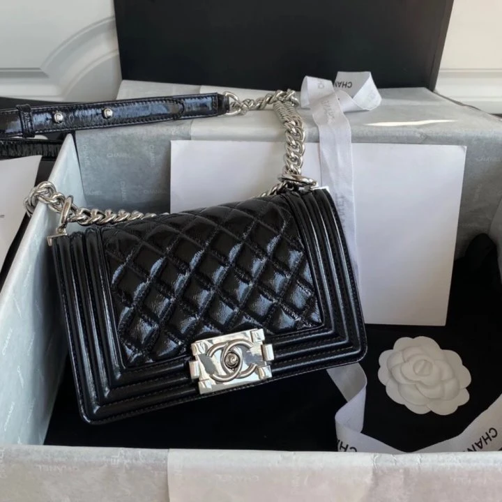 99新 Chanel/香奈儿 牛奢网/leboy油蜡皮小号单肩包/30开