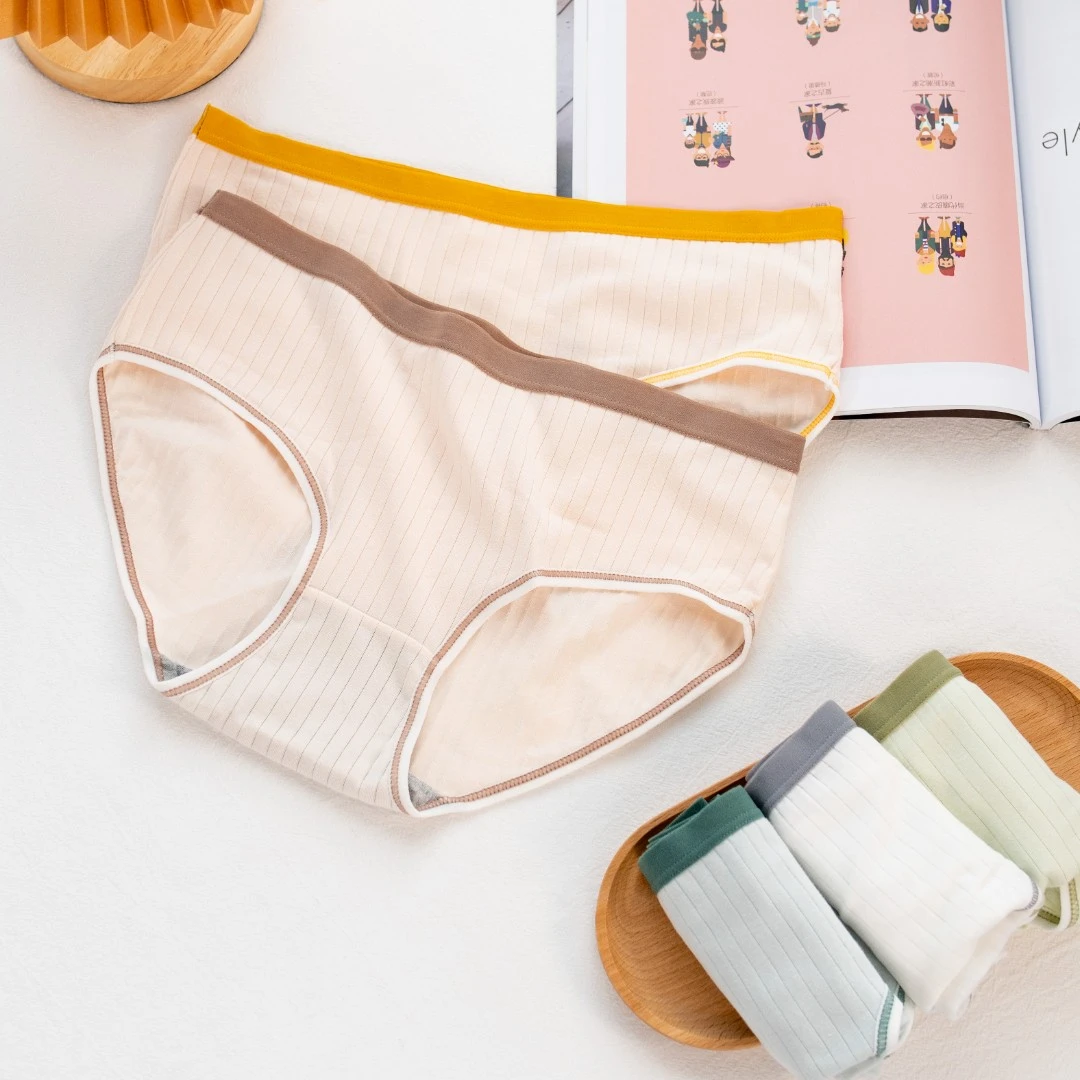 【到手4条】奶油软糯亲肤中腰纯棉女士内裤透气石墨烯内档