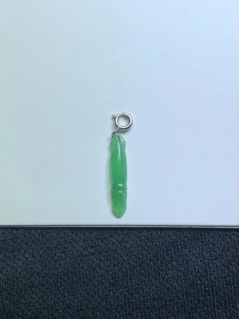 冰阳绿毛笔18k白金镶嵌万能扣提溜天然缅甸翡翠A货锁骨链