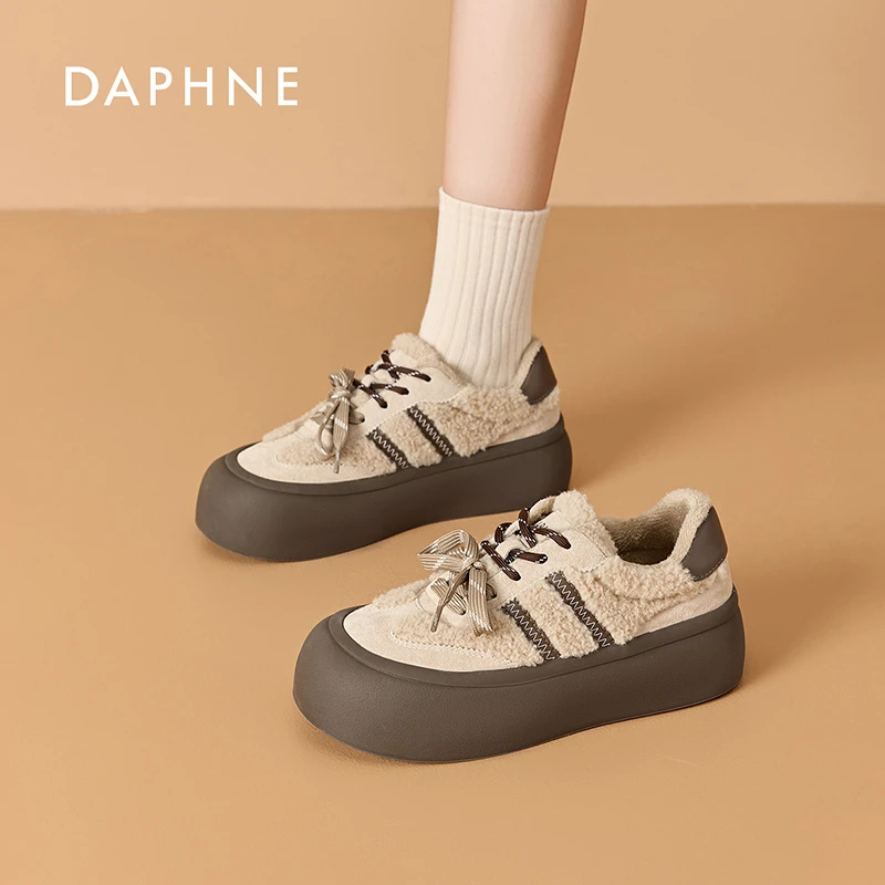 Daphne/达芙妮德训鞋女2025冬季新款加绒棉鞋休闲百搭厚底毛毛鞋