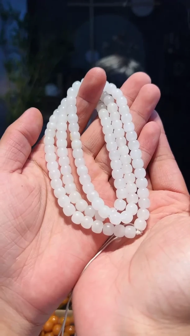 【闪购商品】蜜蜡手链未镶嵌8左右108