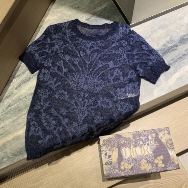 【COCQ】满满高级感 重工花朵提花短袖上衣毛衣薄款镂空