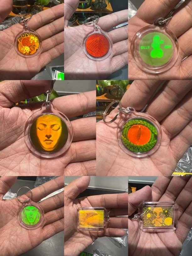 铁合金亚克力吊坠 复古全息钥匙扣