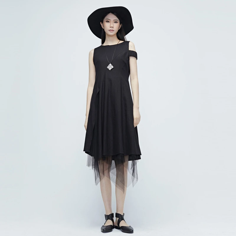 S·DEER圣迪奥女装夏季黑色中长款显瘦不规则摆连衣裙S20281207
