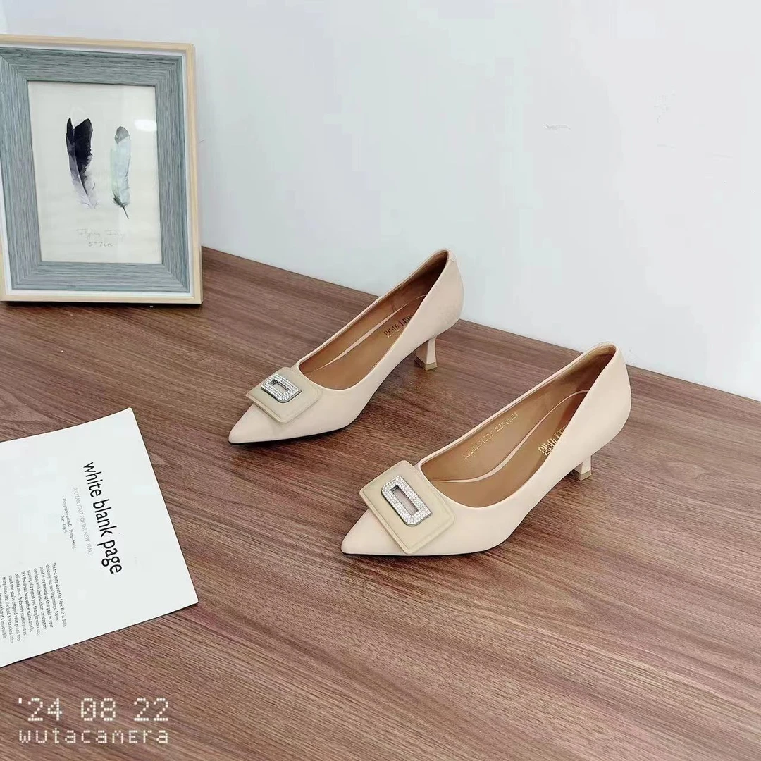 新款尖头时尚百搭浅口舒适优雅气质细跟单鞋231007