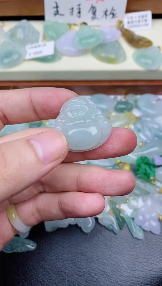 【闪购商品】翡翠颈饰未镶嵌佛公128