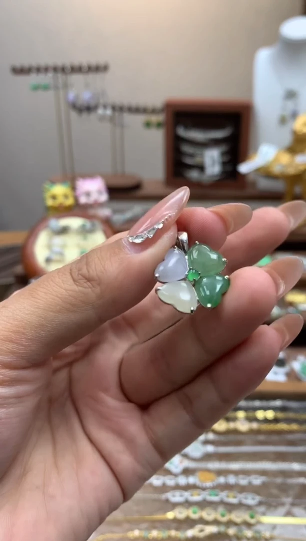 【闪购商品】翡翠吊坠(不含链)银S925镶嵌吊坠