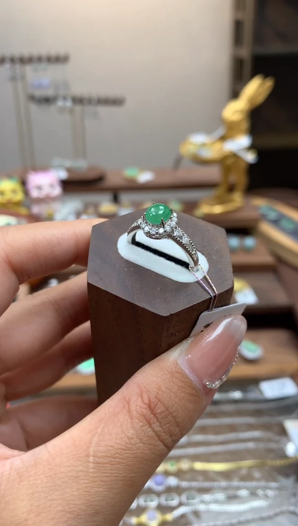 【闪购商品】翡翠戒指银S925镶嵌蛋面戒指