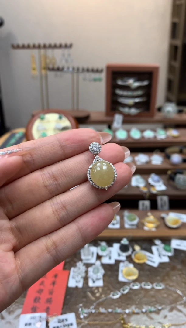 【闪购商品】翡翠吊坠(不含链)银S925镶嵌蛋面吊坠