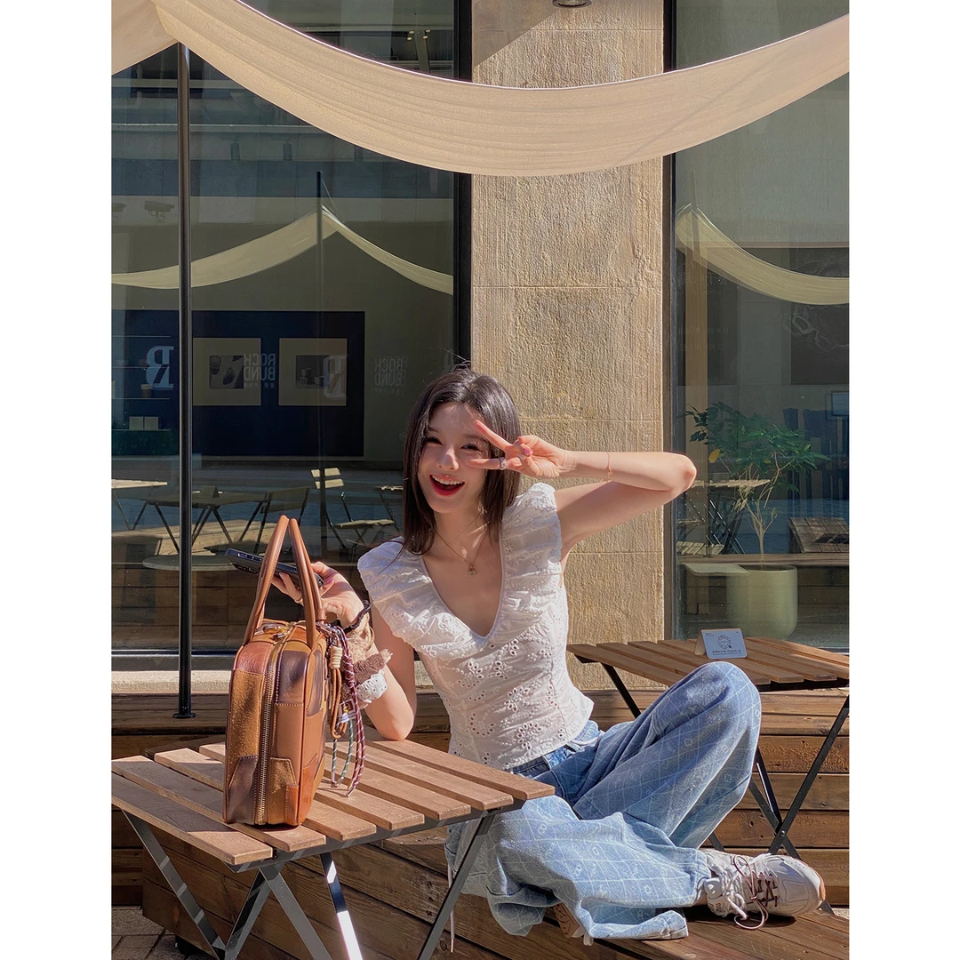 MINI STUDIO徐琳「轻氧少女」田园立裁花型刺绣翻领上衣x240360