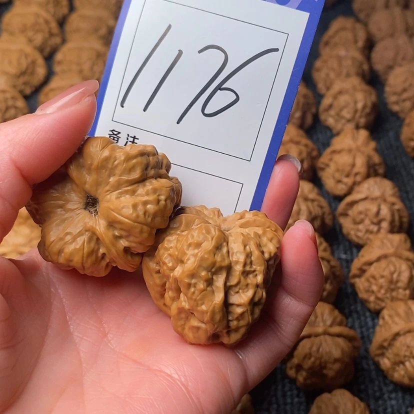 【闪购商品】桃核吊坠ミ*ミ