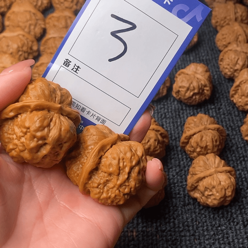 【闪购商品】桃核吊坠h*s