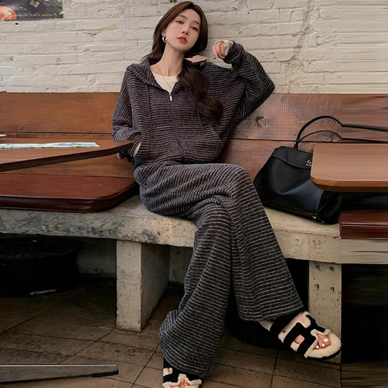 网红爆款休闲时尚套装女2025秋冬款韩风chic条纹外套阔腿裤两件套