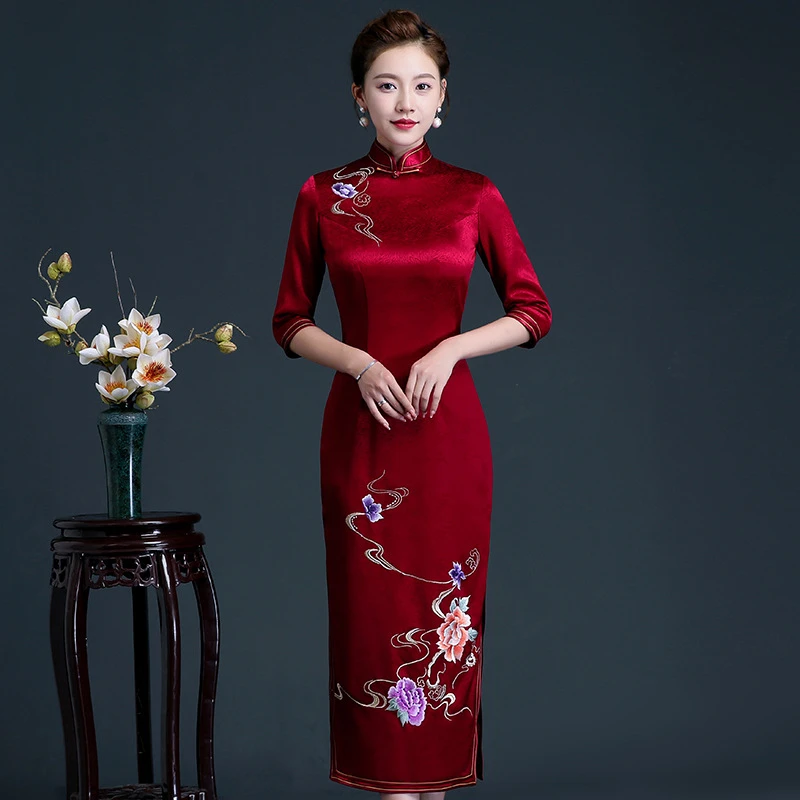 重磅醋酸高端刺绣改良旗袍喜妈妈婚宴装礼服大码长款连衣裙春秋L