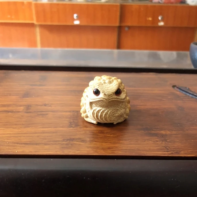 竹根雕金蟾手把件