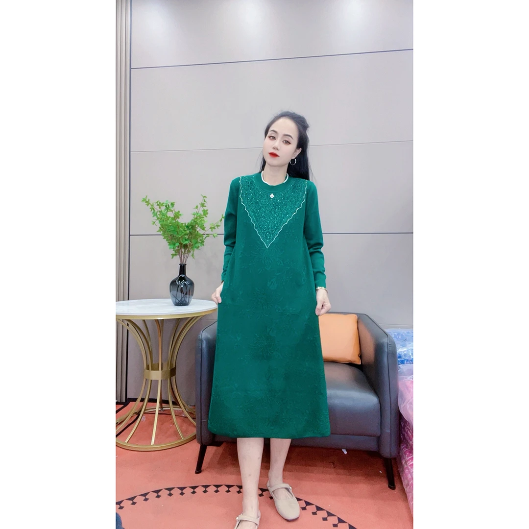 3333 秋冬新款重工提花圆领宽松连衣裙国风长袖针织裙