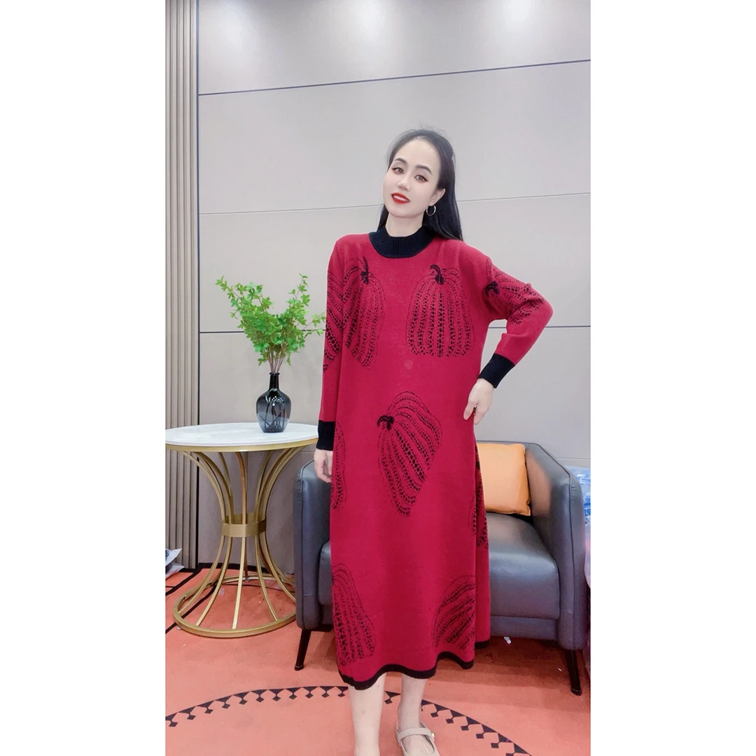 3336 秋冬新款时尚气质宽松连衣裙圆领套头款南瓜提花针织裙