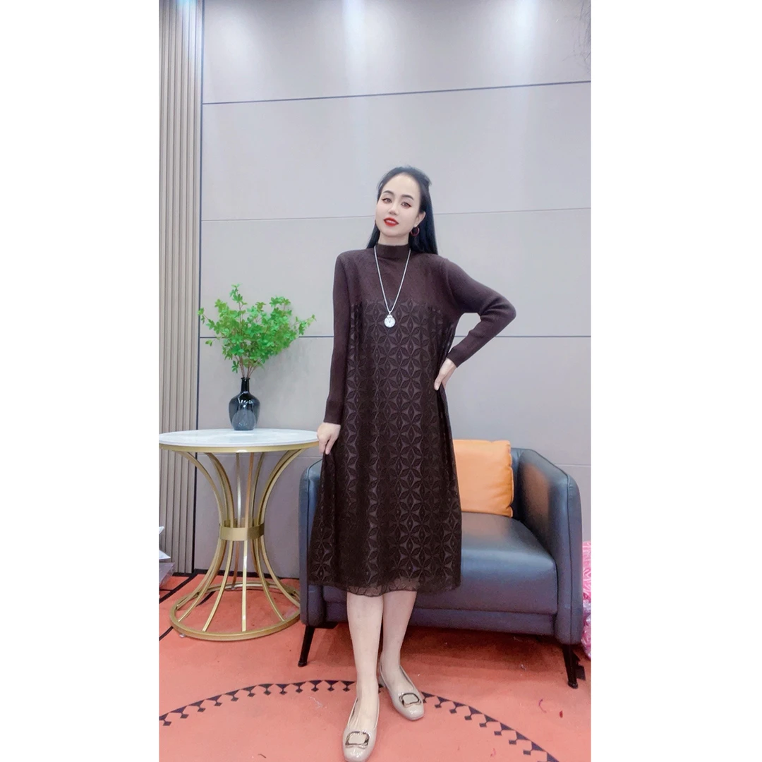 3575 秋冬新款欧根纱双层拼接中长款显瘦连衣裙