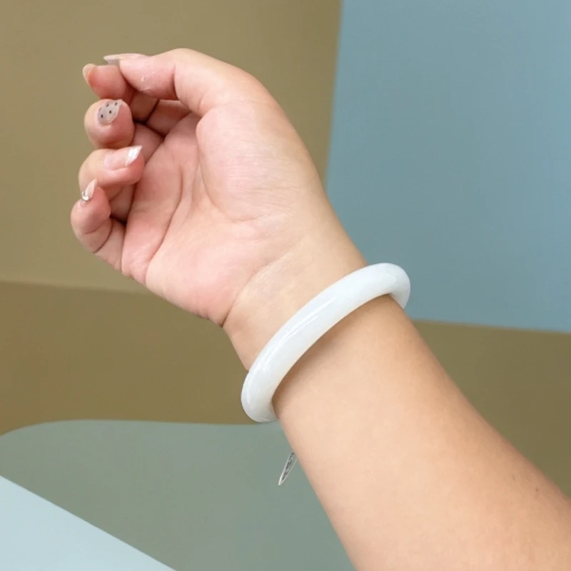 天然新疆和田白玉胖圆手镯，多样性发货拍一发一