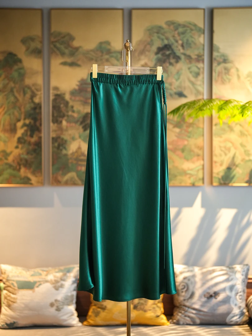 蓝大【碧水影】新中式醋酸长款半身裙开叉气质绿色9624/9641/9646